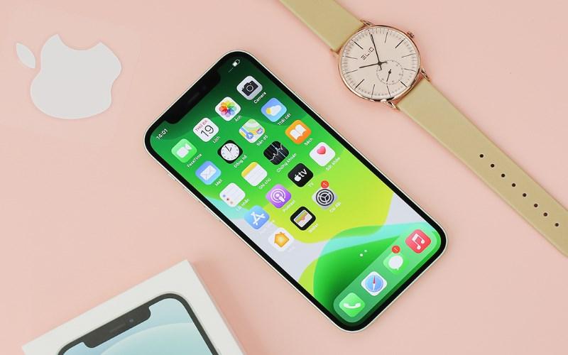 iPhone 12 l&agrave; sản phẩm được nhiều bạn trẻ ưa th&iacute;ch