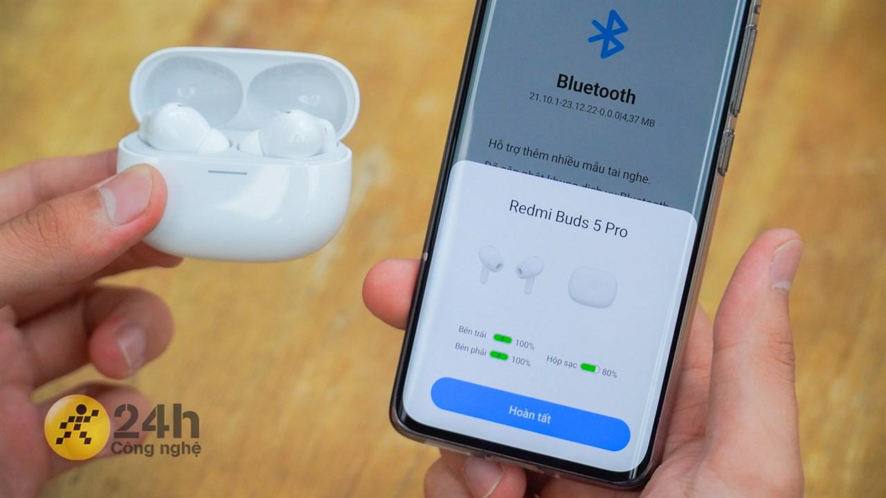 Ngoài việc kết nối Bluetooth giữa tai nghe và điện thoại thì các bạn cũng nên tải thêm ứng dụng Xiaomi Earbuds.