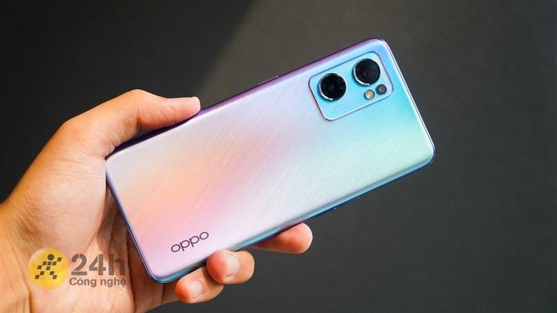 Trên tay OPPO Reno7 Z 5G sở hữu thiết kế độc lạ và sang trọng