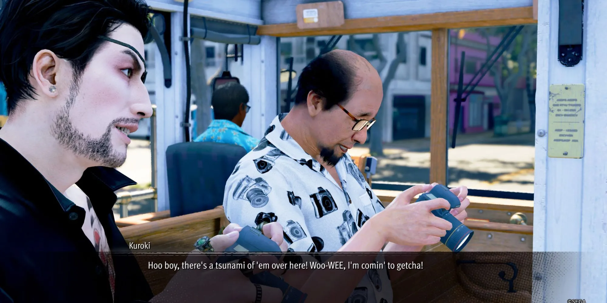Giao diện minigame Sicko Snap cho thấy người chơi đang ngắm chụp một Papillon Boy từ xe điện