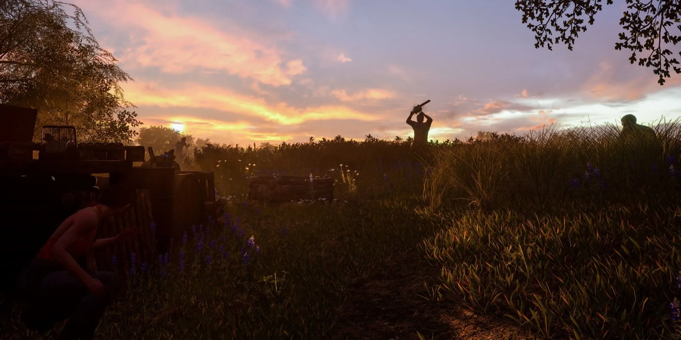 Leatherface đứng giữa khung cảnh rùng rợn trong game The Texas Chain Saw Massacre