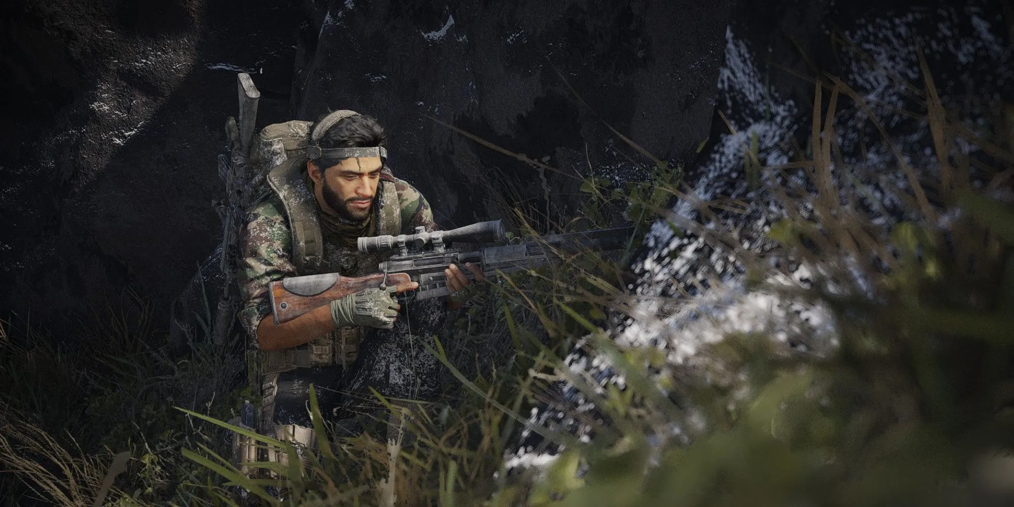 Một biệt đội Ghost Recon đang thực hiện nhiệm vụ ám sát bí mật trong màn đêm tĩnh lặng