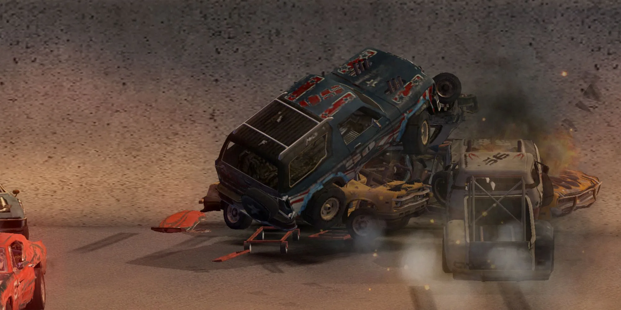 Một trận đấu Demolition Derby đầy hỗn loạn trong FlatOut 2, nhiều xe cùng va chạm.