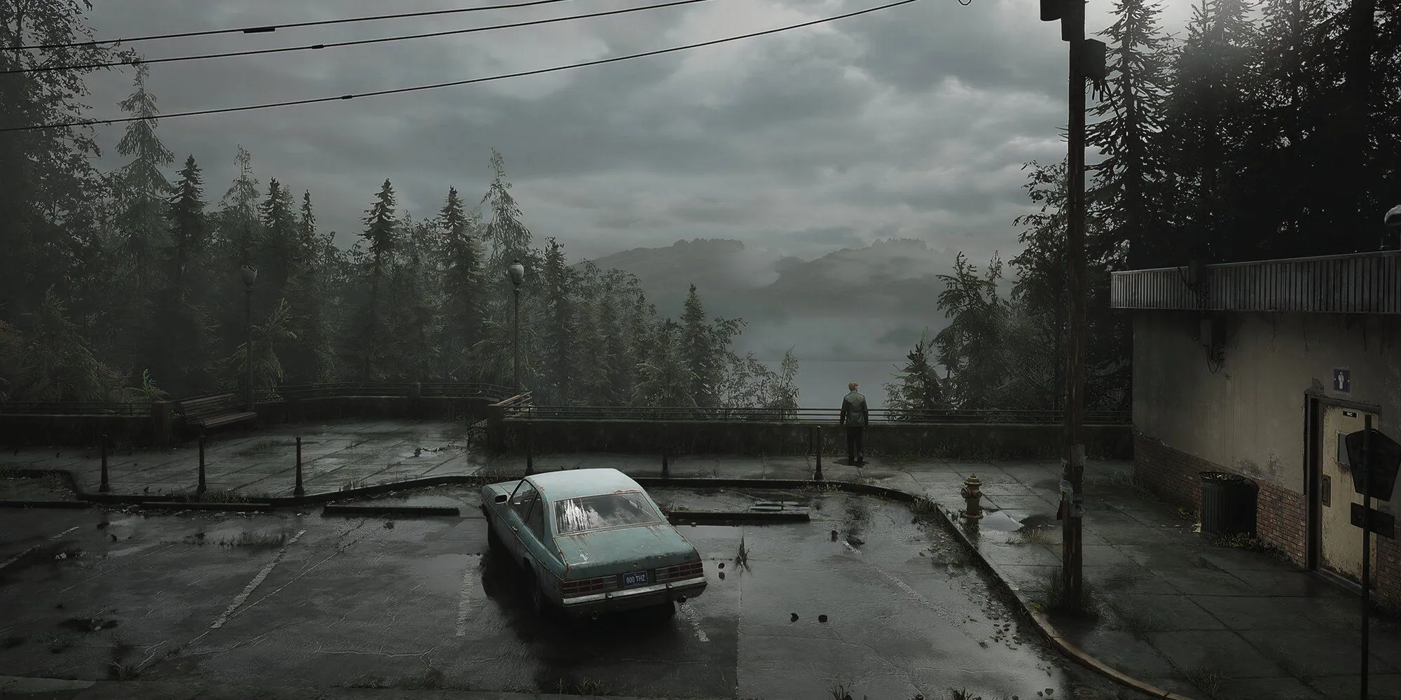 Nhân vật chính Silent Hill 2 James Sunderland quay lưng đứng một mình bên ngoài
