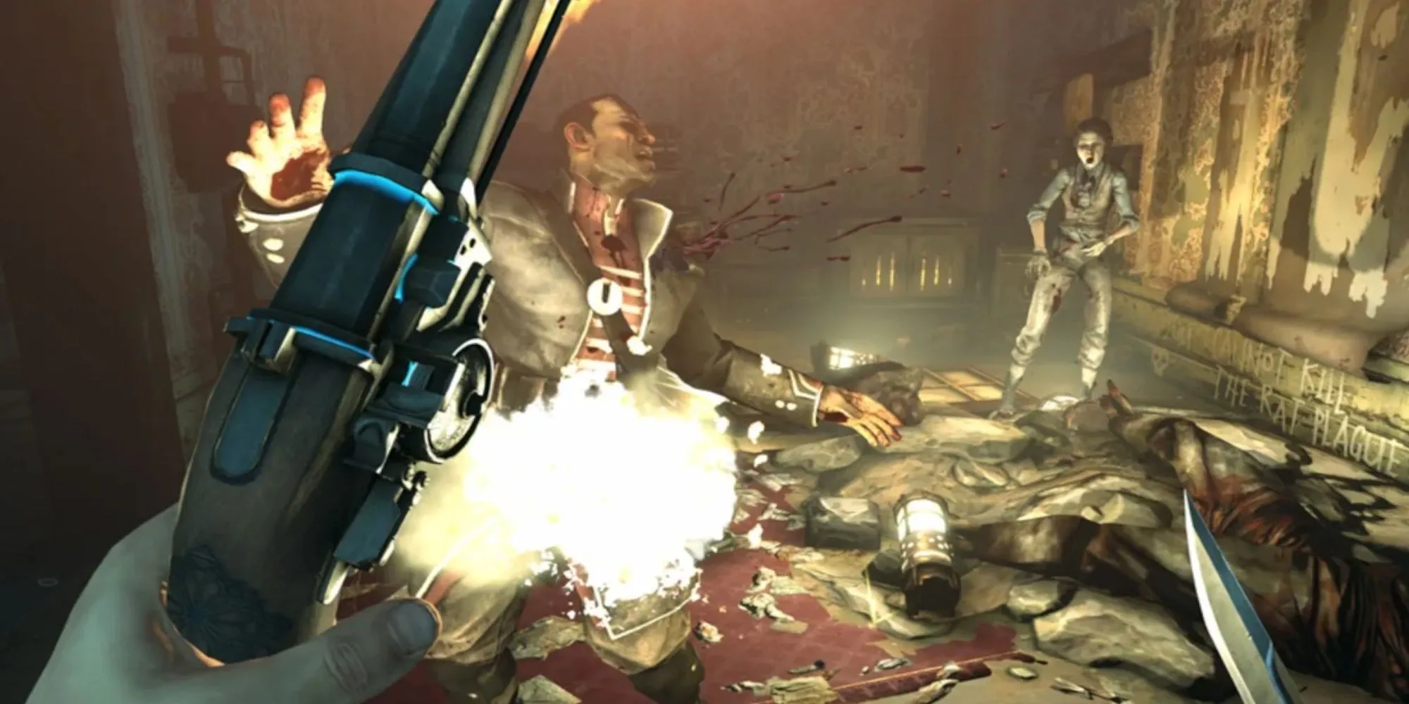 Nhân vật Corvo Attano nhìn ra thành phố Dunwall trong Dishonored
