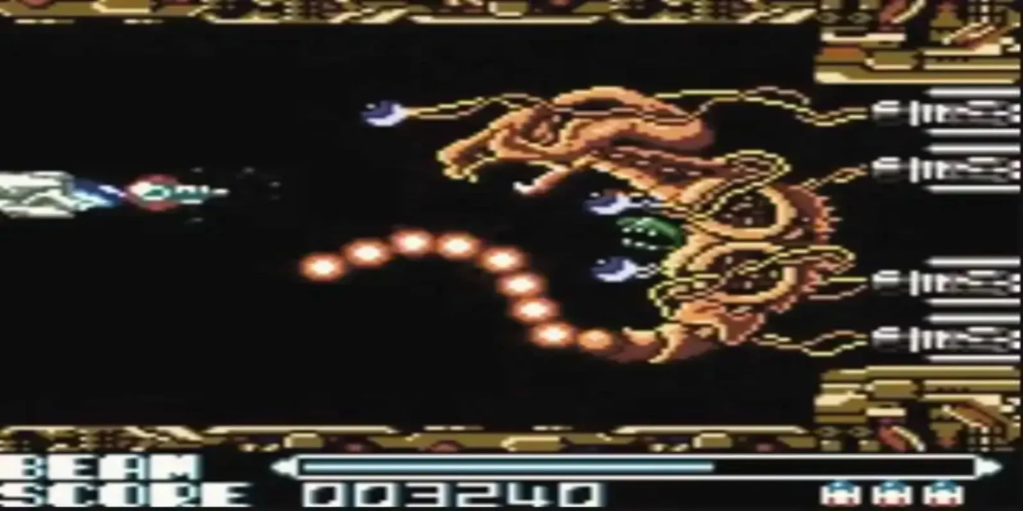 R-Type DX screenshot - Tàu không gian chiến đấu trong màn hình game