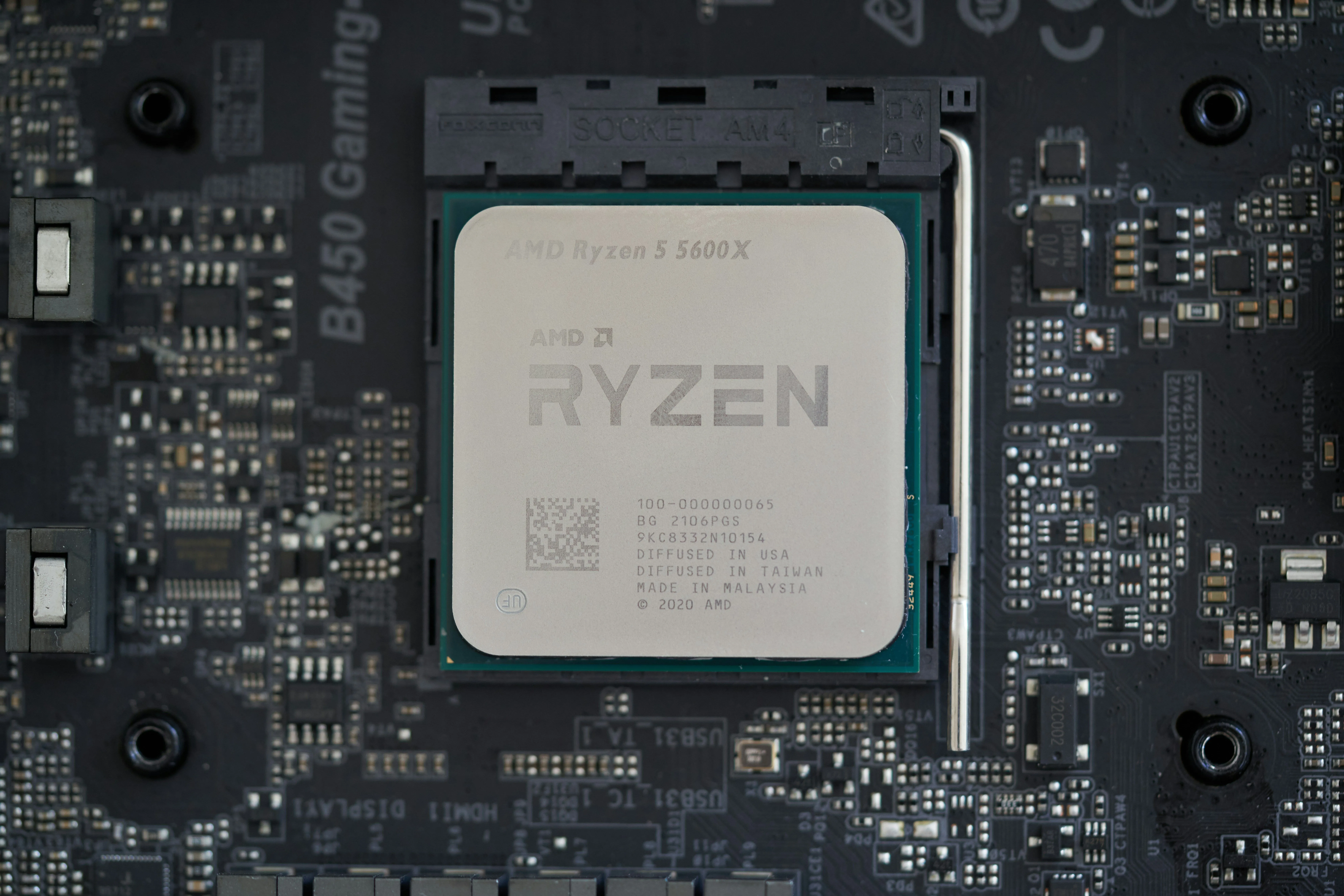 AMD Ryzen 5 5600X lắp trên main – lựa chọn CPU AM4 cho build hiệu quả và tiết kiệm điện