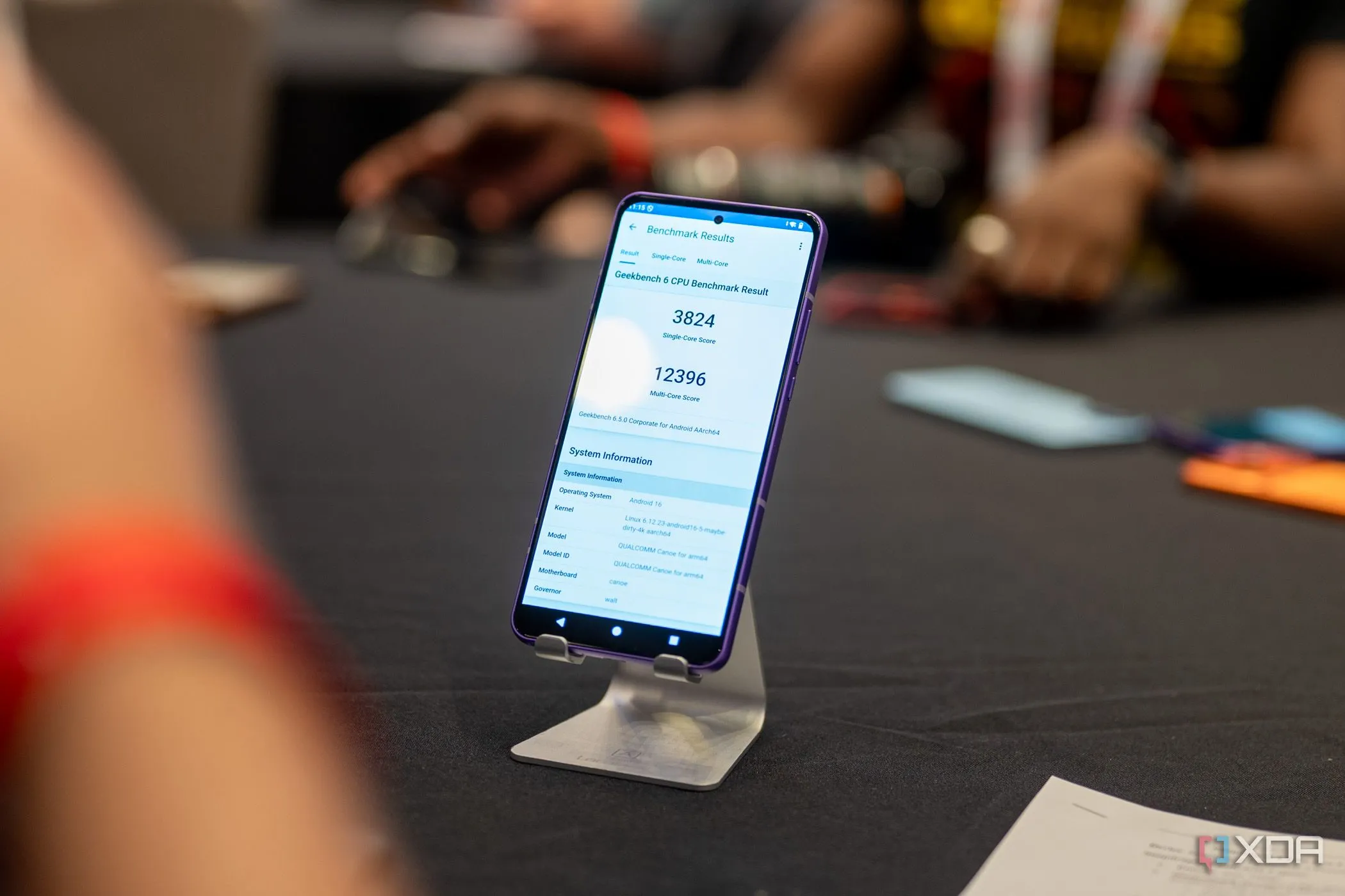 Kết quả benchmark Geekbench cho Snapdragon 8 Elite Gen 5, thể hiện áp lực hiệu năng trên silicon flagship