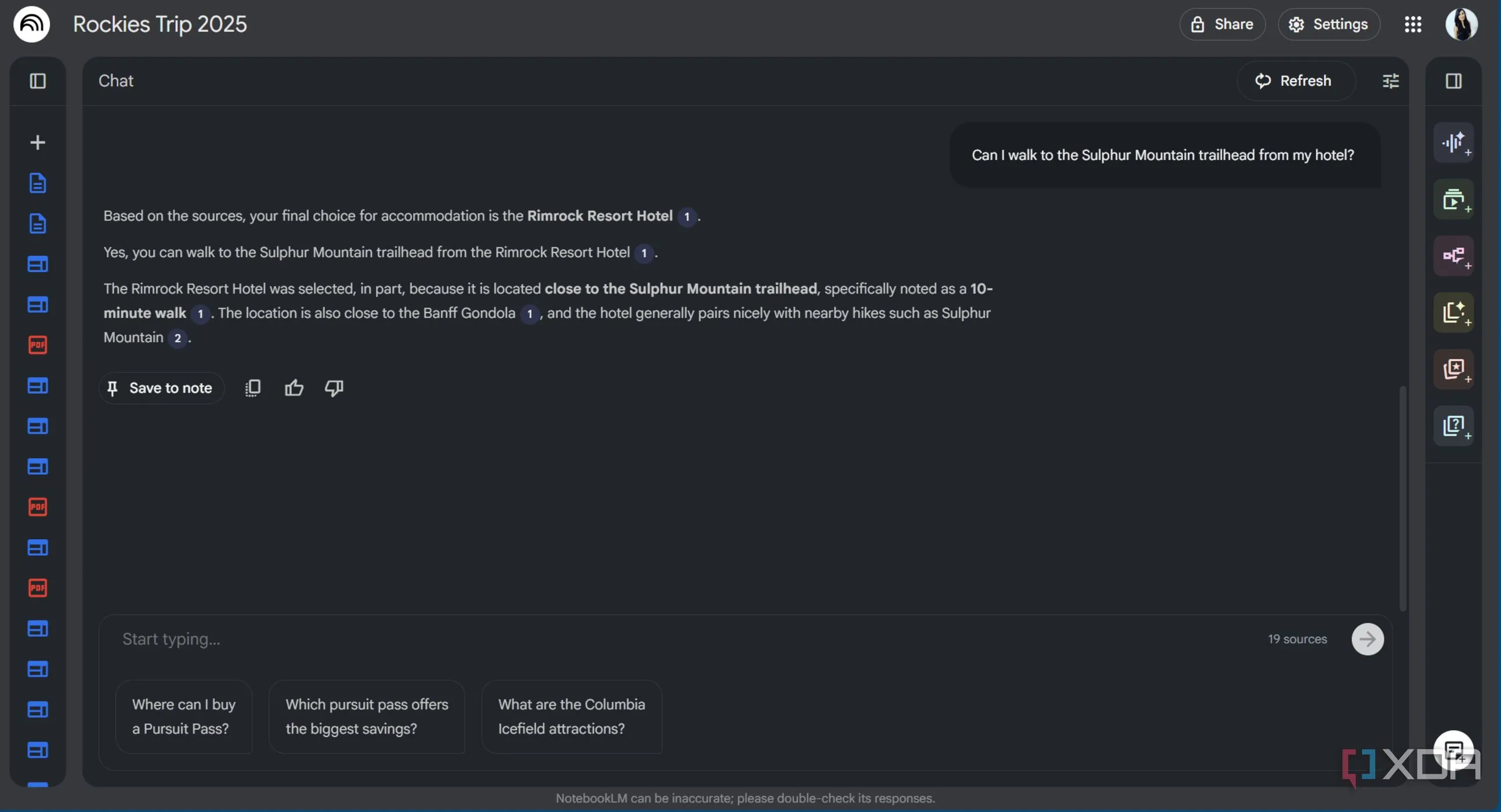NotebookLM lưu bối cảnh quyết định cho các lựa chọn khách sạn và ghi chú so sánh