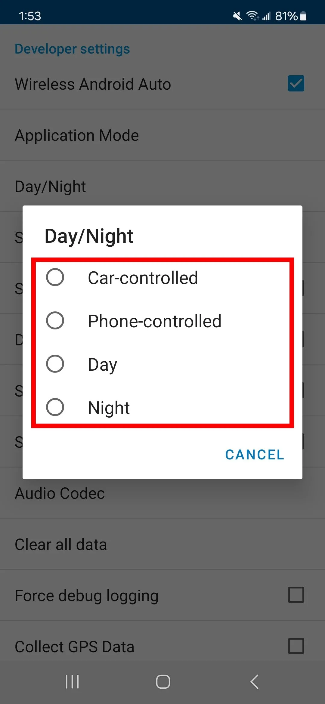 Tuỳ chọn Day/Night trong Developer settings của Android Auto, dành cho người dùng phiên bản cũ